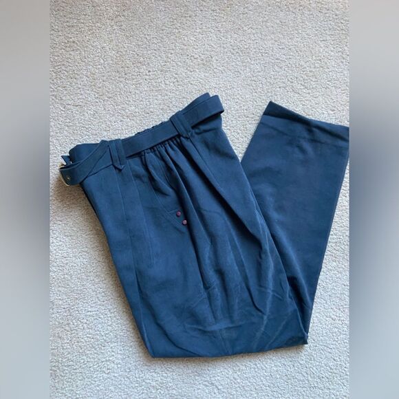 pants at the waist  size L - Picture 3 of 4